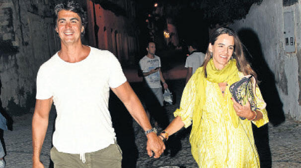 Baş başa  yemek
