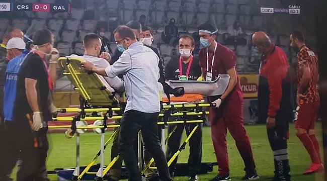 Kaleci Muslera'nin ayağı kırıldı