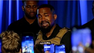 Kanye West İlk Mitinginde Gözyaşlarına Boğuldu