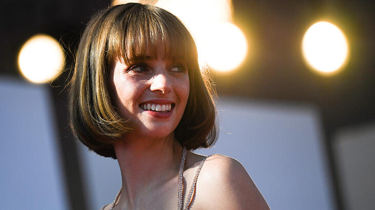 Oyuncu Maya Hawke disleksi olduğunu açıkladı