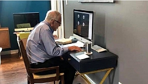 91 Yaşında Online Eğitim Veren Profesör
