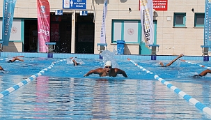 AVRUPA SPOR HAFTASI YÜZME VE STEP AEROBİK ETKİNLİĞİ YOĞUN İLGİYLE DÜZENLENDİ