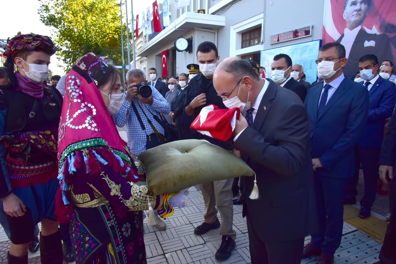 Mustafa Kemal Atatürk'ün Manisa'ya Gelişinin 95’inci Yıldönümü Törenle Kutlandı