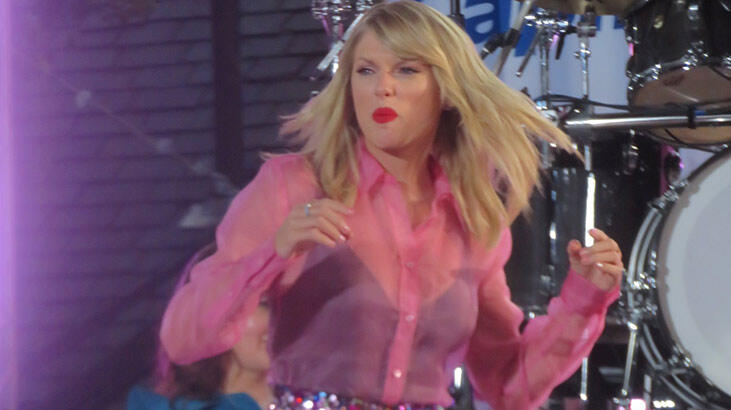 Taylor Swift'in 6 albümünün hakları 300 milyon dol