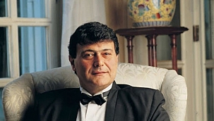 'Bir Başkadır Ferdi Özbeğen'