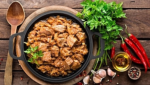 Macaristan’ın Lezzeti: Gulaş Tarifi, Nasıl Yapılır?