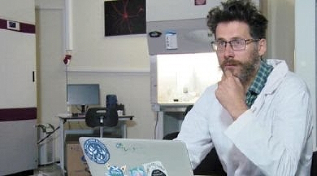 Kovid-19 Aşı Çalışmalarını Sürdüren Doktor Öldü