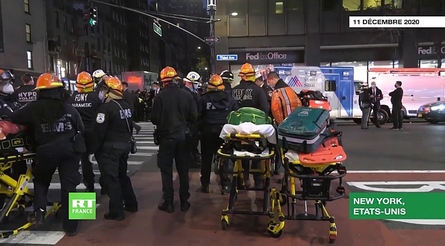 New York'ta Gösterici Siyahilere Araç Çarptı