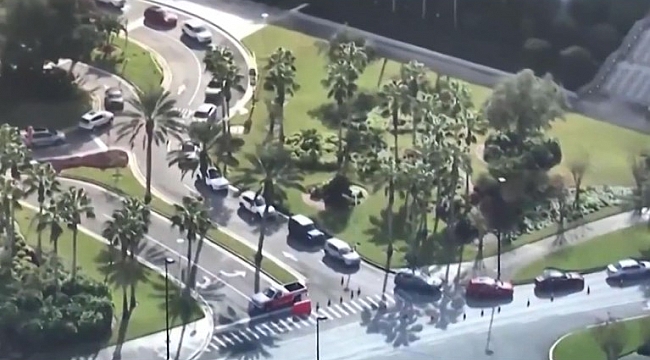 Florida'da Aşı Kuyruğu Görenleri Şaşırttı