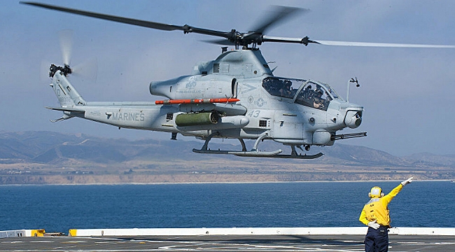 NY'da Askeri Helikopter Düştü