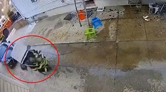 NY'ta, İtfaiyecinin Başına Klima Düştü