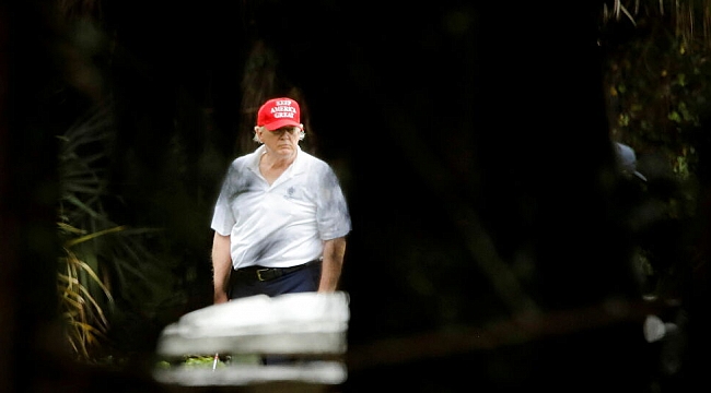 Anket: Trump Siyasetten Çekilsin Mi?