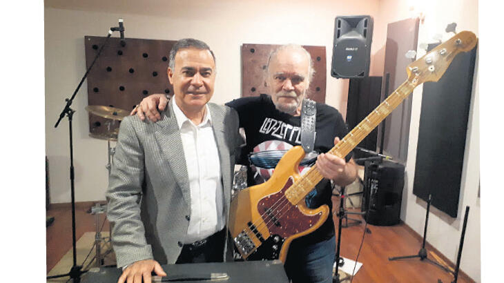Türkü albümü geliyor