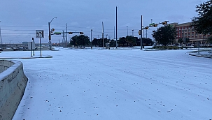 Houston'a 21 Yıl Sonra Kar Yağdı