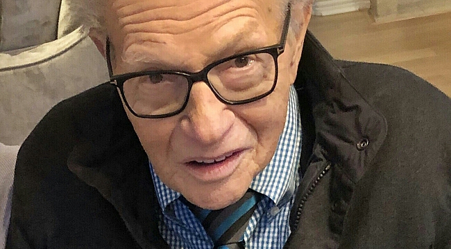 Larry King'in Eşi Vasiyete İtiraz Etti