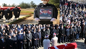 Şehit cenazeleri törenle toprağa verildi!