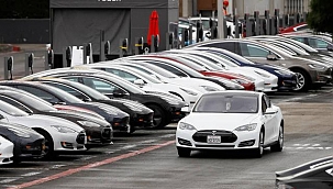 Tesla, Araçlarını Geri Toplatıyor