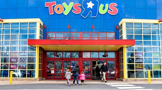 Toys "R" Us, ABD Pazarından Çekildi