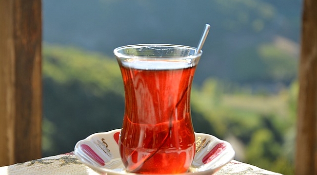Galland'tan Virüse Karşı Öneri: Siyah Çay