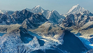 Alaska'da Helikopter Düştü