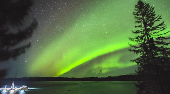 Alaska'da Kuzey Işıkları'nın Muhteşem Dansı