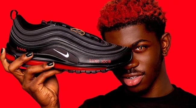 Bu Nike’nin Tabanında insan Kanı Var