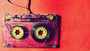 Kasetin Mucidi Hayatını Kaybetti