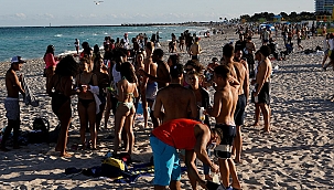 Miami Plajları Korona Virüs Dinlemiyor
