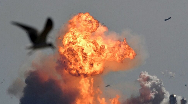 SpaceX, Bu Defa İnişte Patladı