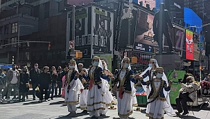 Times Square'de Nevruz Şenliği