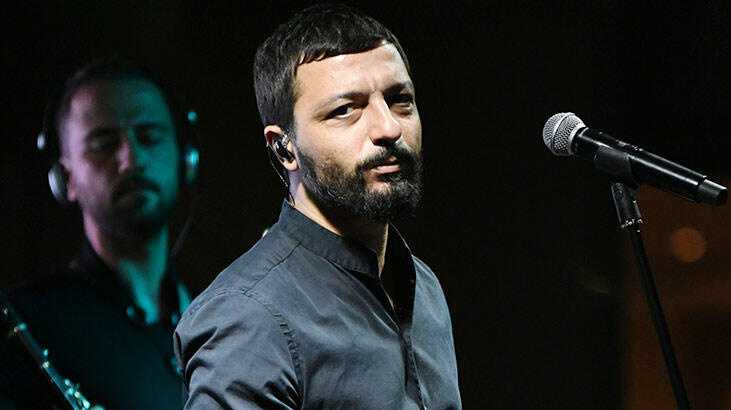 Mehmet Erdem yolcu uçağını birbirine kattı!