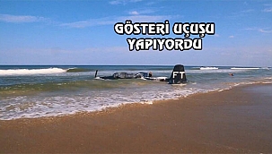 Cocao Beach'te Gösteri Uçağı Denize Düştü