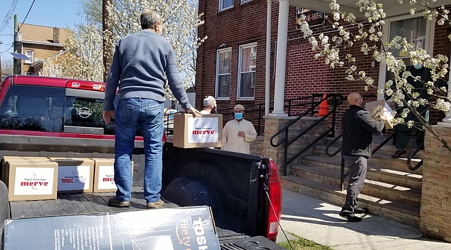 New Jersey'de Ramazan Kumanyası Dağıtılıyor