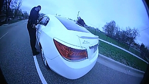 Polis, Elektroşok Tabancası Diye Silah Çekmiş!