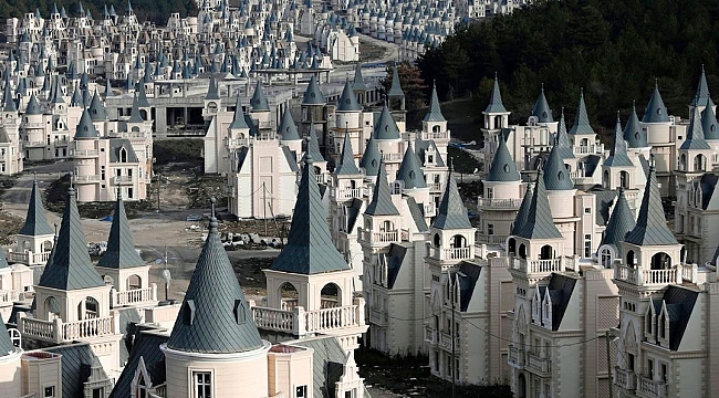 Türkiye'deki Hayalet Şehir, Meşhur Oldu