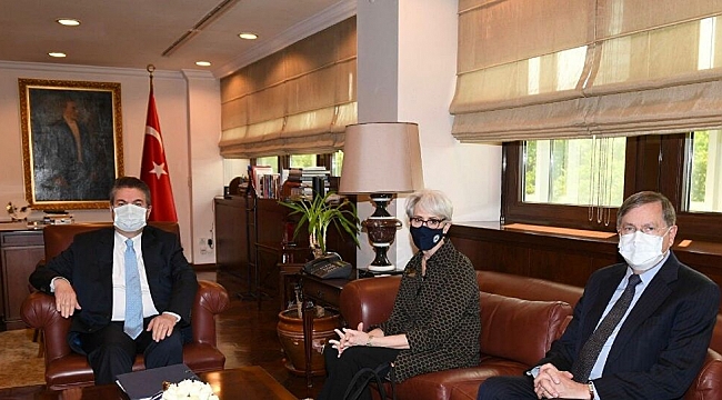 ABD: "S-400 Yaptırımları İçin Türkiye'ye Alternatif Sunduk"