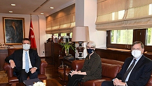 ABD: "S-400 Yaptırımları İçin Türkiye'ye Alternatif Sunduk"