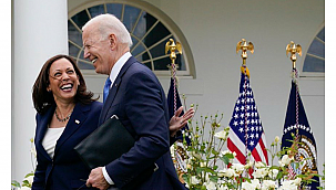 Biden ve Harris'ten 'Maskeye Veda' Şovu