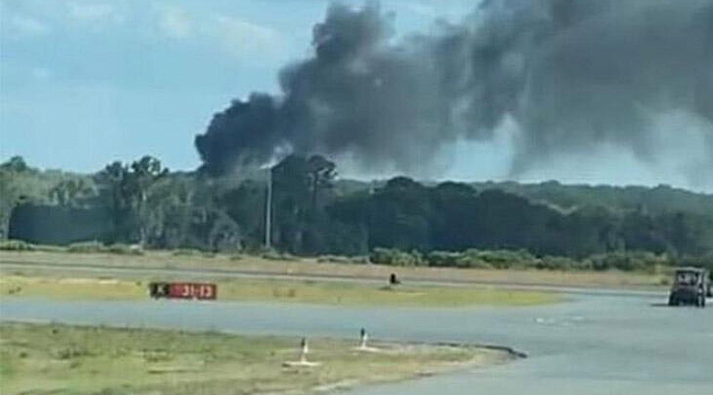 Florida'da İtfaiye Helikopteri Düştü