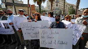Ramallah'ta Bilnken'a Protesto