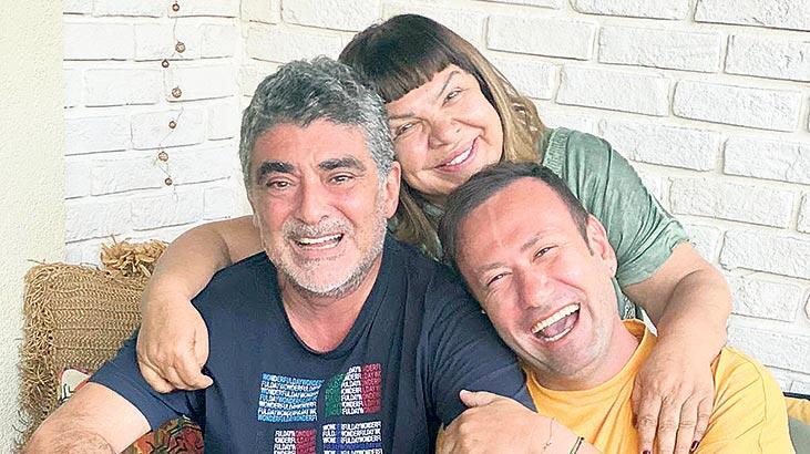 Müziğe dönüyor