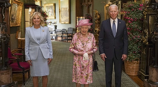 Biden'dan Kraliçeye "Anne" Benzetmesi
