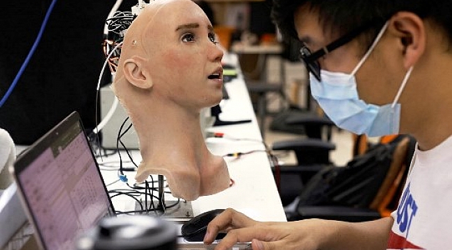 Bu da Covid-19'a Karşı İnsansı Robot Hemşire