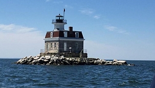 Connecticut Deniz Feneri Açık Artırmada