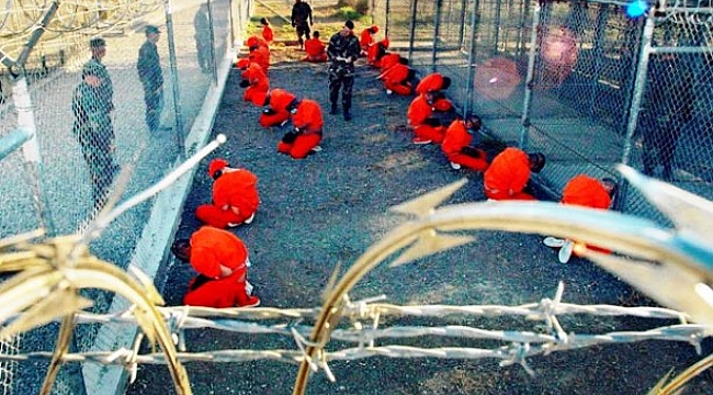 Guantanamo'da İki Müslüman Aklandı