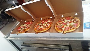 İşten Kovuldu İntikam İçin Pizzaları Jiletle Doldurdu