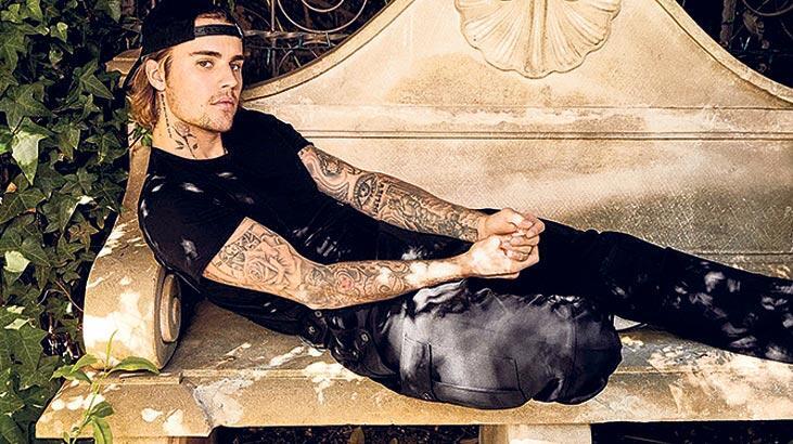 Justin Bieber kafaları karıştırdı