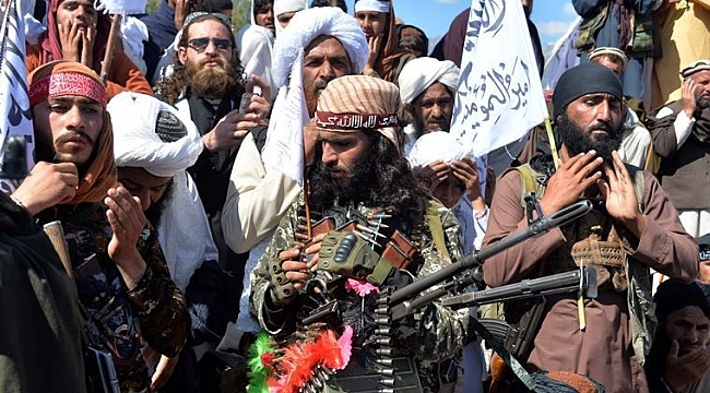 ABD'nin Afganistan Maslahatgüzarından Taliban'a İlerleyişini Durdurması Çağrısı