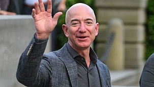 Amazon’un Kurucusu Bezos, CEO’luğu Bıraktı