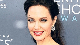 Angelina Jolie'den Tepki!